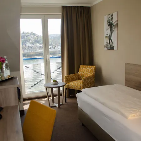 Morjan Hotell 3*